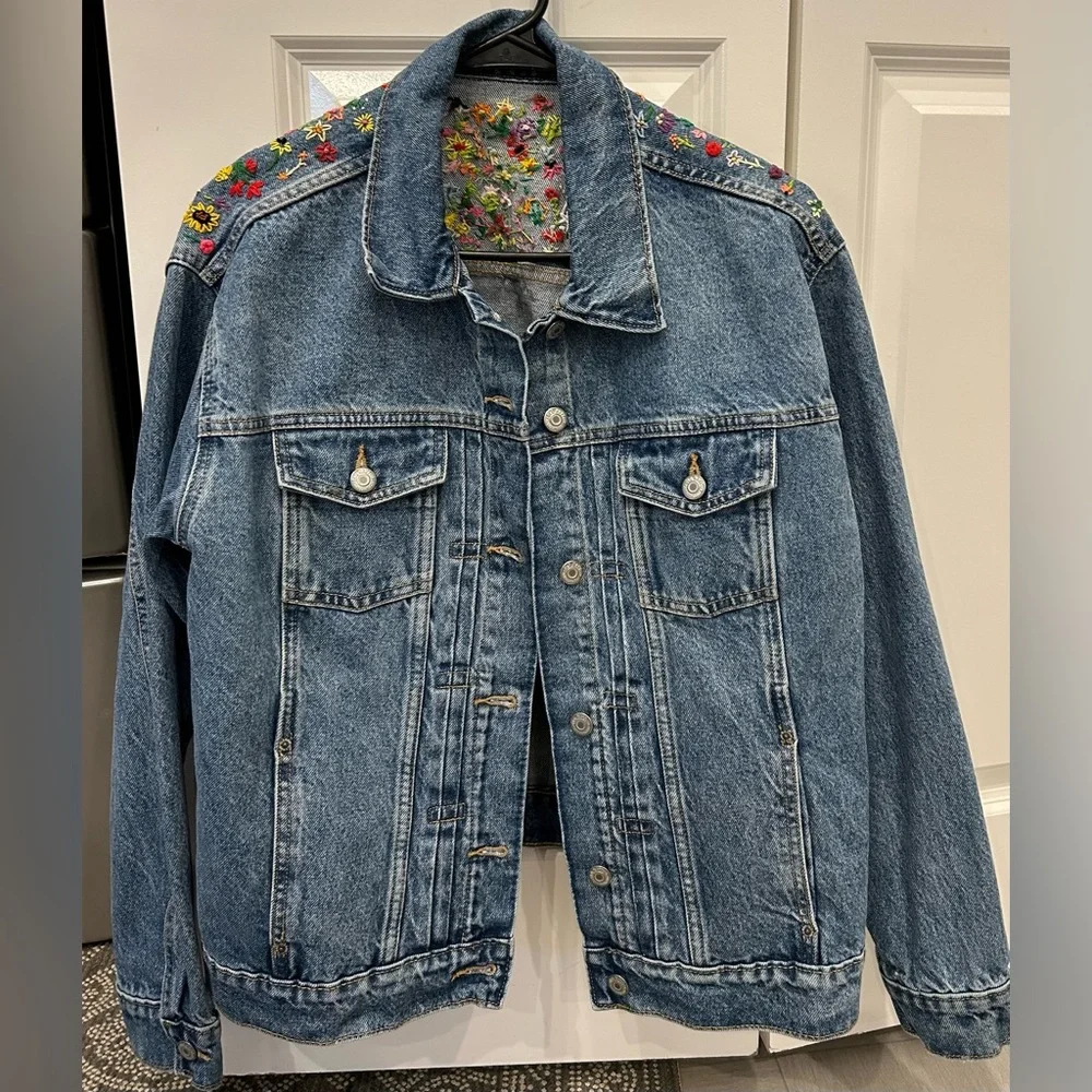 Old Navy Upcycled Denim Jacket with hand embroidered floral pattern large - Picture 2 of 8